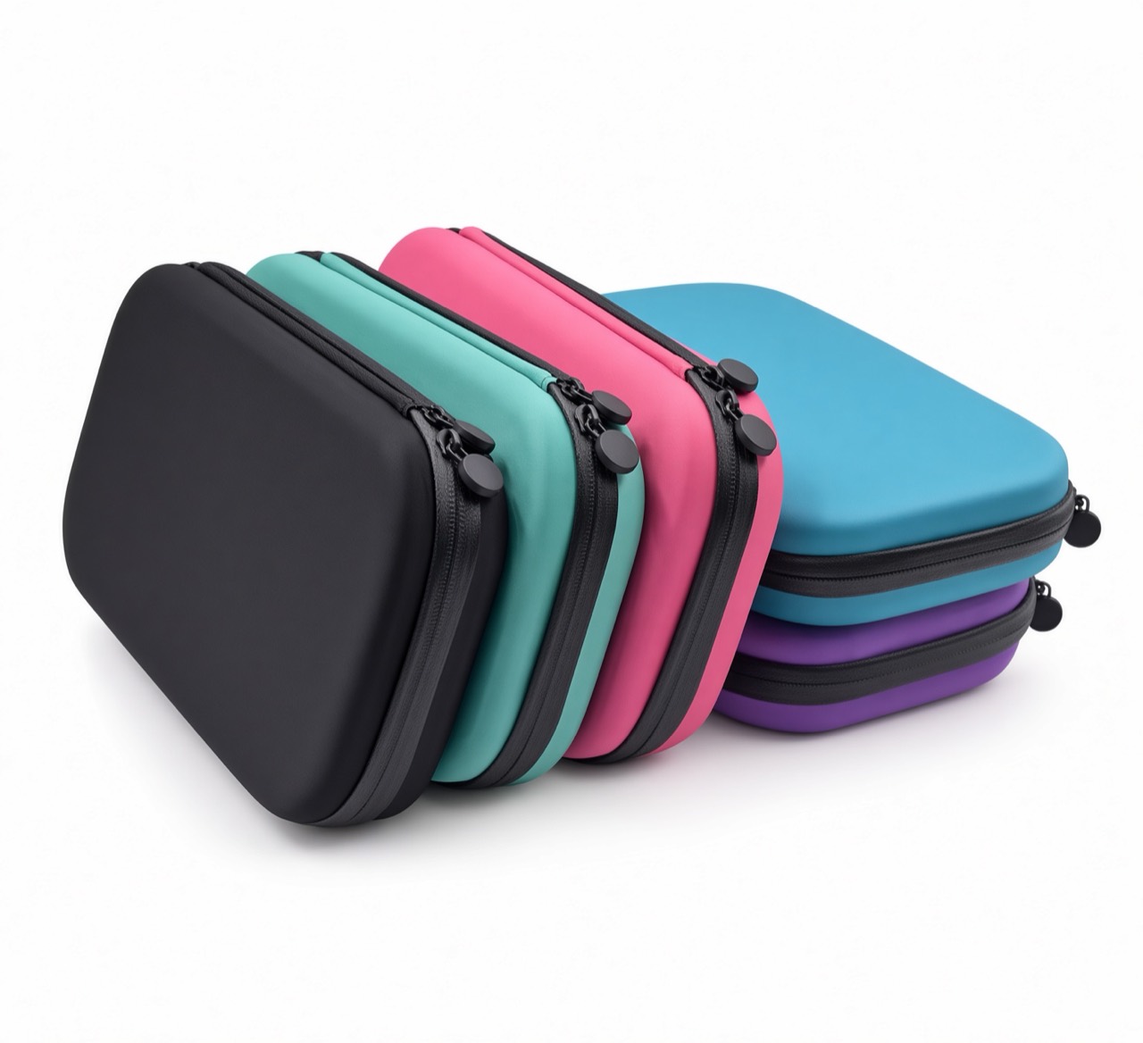 Cases médicas rígidas fechadas nas cores preta, verde, rosa, azul-turquesa e lilás